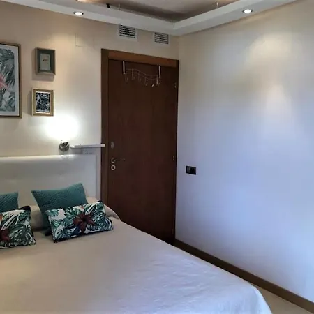 Amposta Apartment