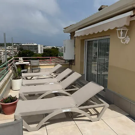Amposta Apartment